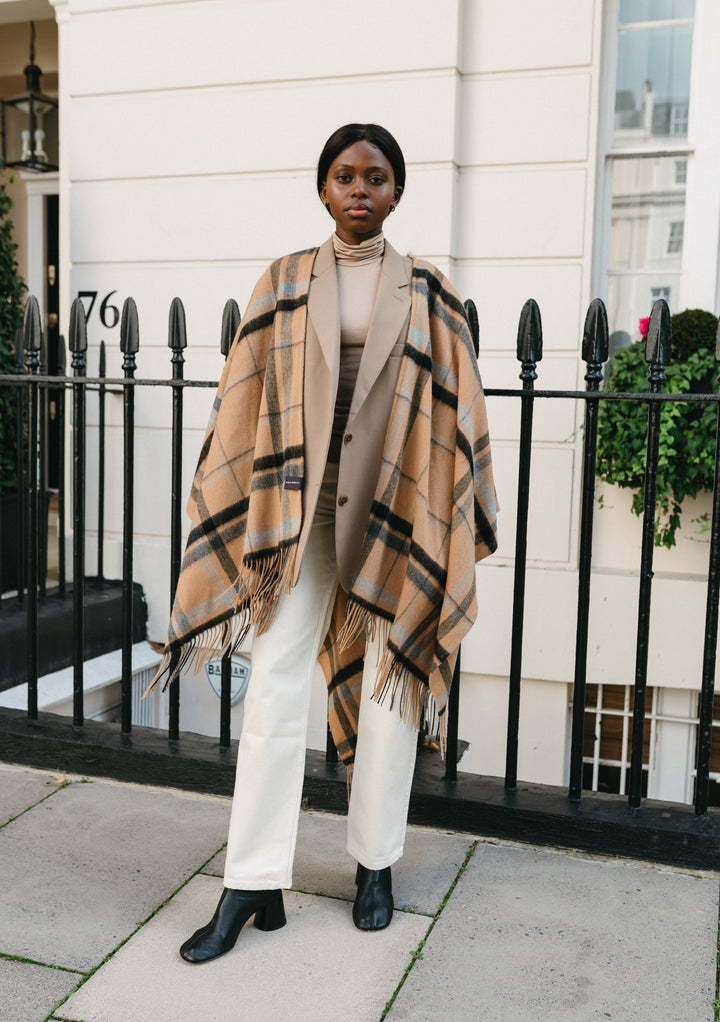 Lambswool Wrap in Camel Oversized Check