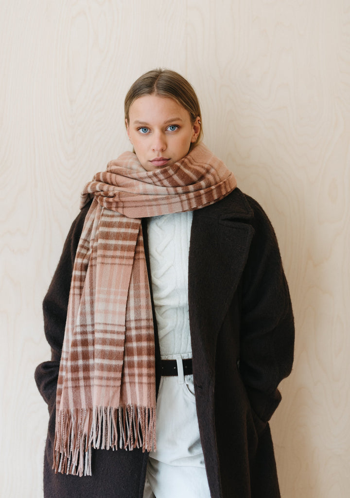 Lambswool Blanket Scarf in Blush Gradient Check