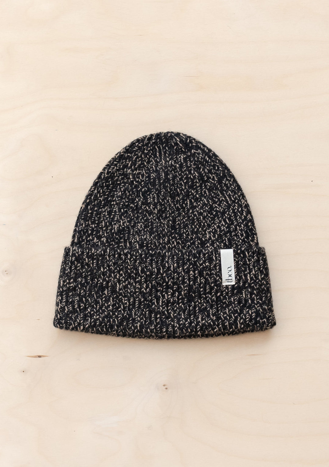 Cashmere & Merino Beanie in Black Fleck