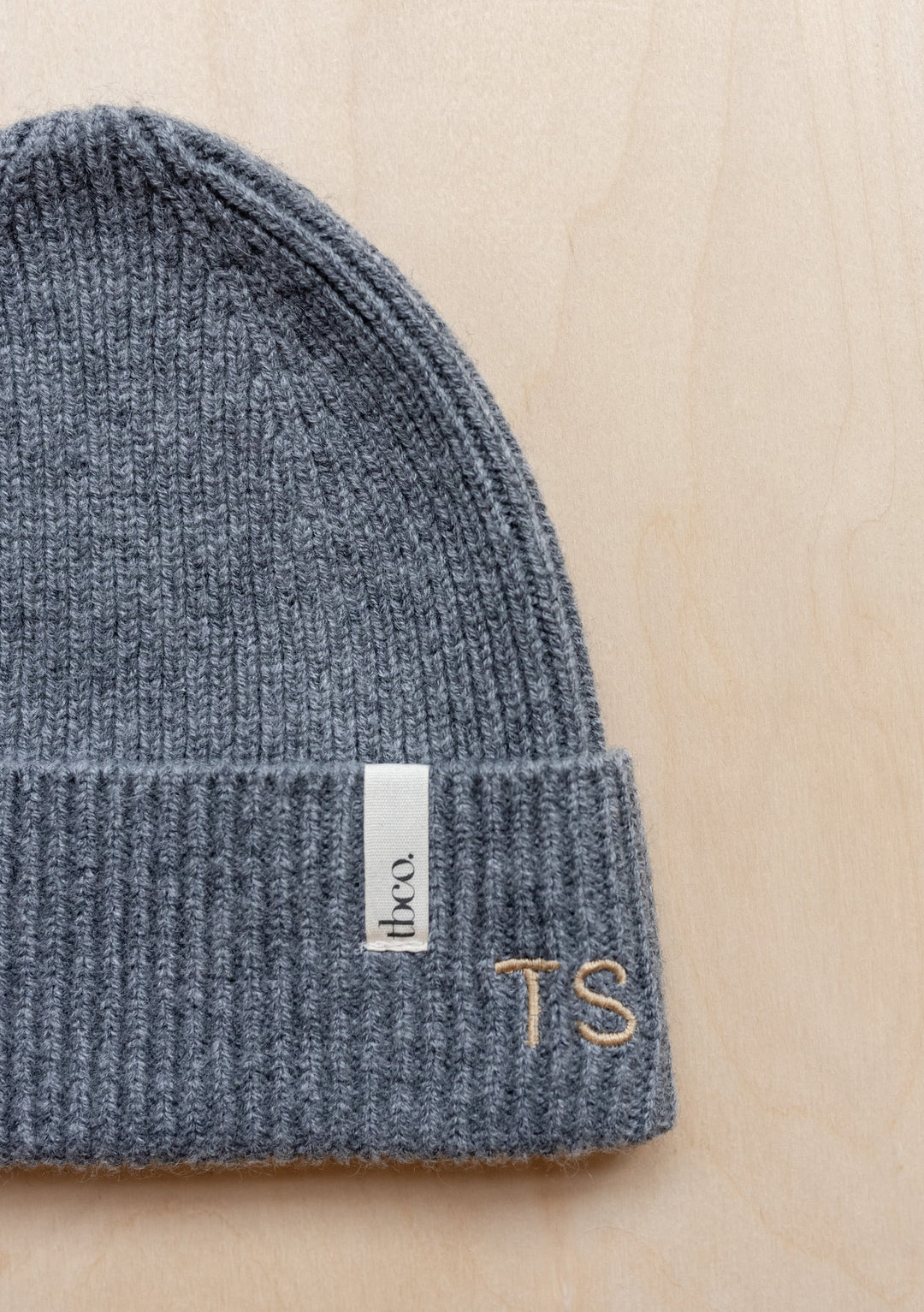 Cashmere & Merino Beanie in Black Fleck