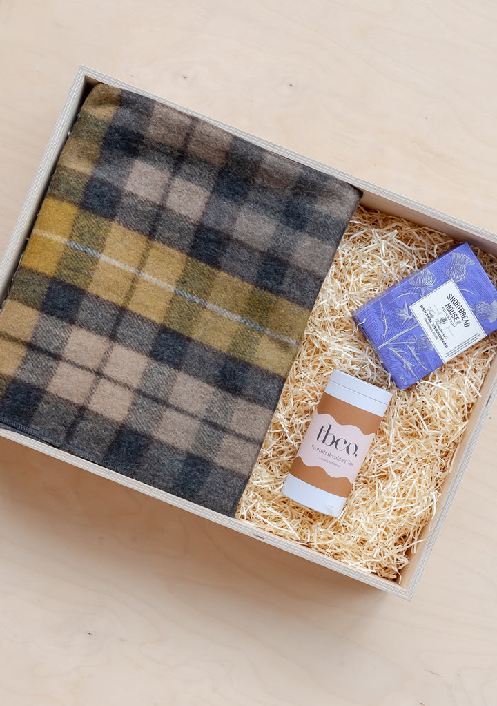 Ready-Made Scottish Treats Gift Box