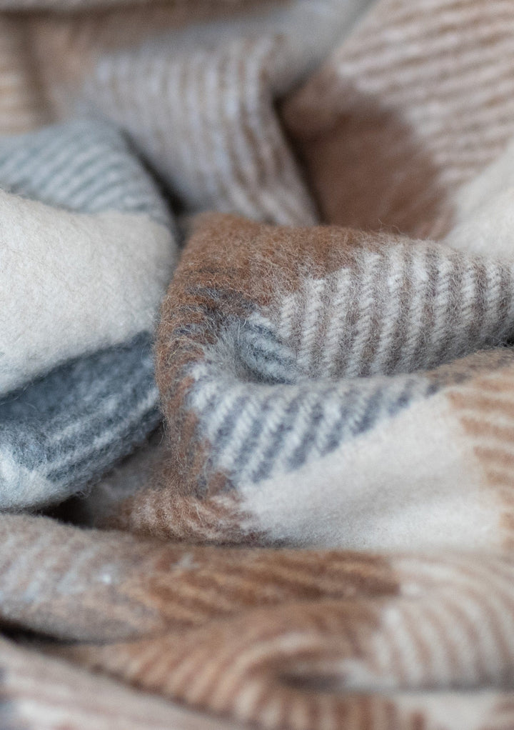 Sample Sale Recycled Wool Blanket in Neutral Check