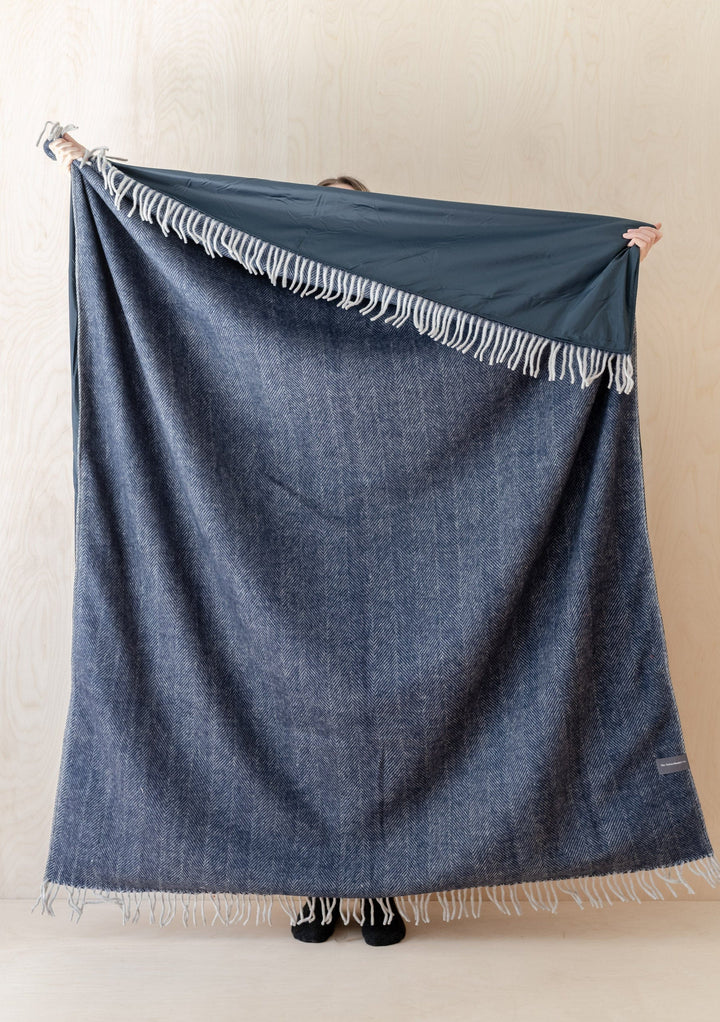 Recycled Wool Picnic Blanket in Navy Herringbone
