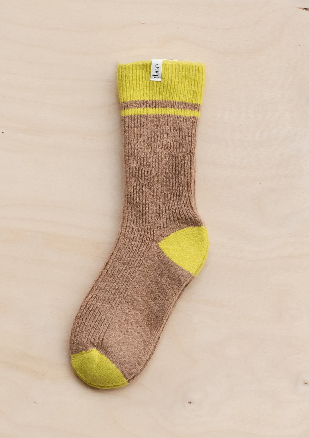 Chaussettes rayées en laine mérinos couleur camel